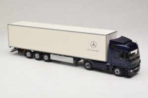 Mercedes Actros 1044 Bleu Minichamps 1:43 B66000604 Métal — image 4 sur 7