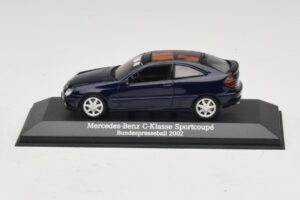Mercedes C-Class Sportscoupe CL203 Blue Metallic Bundespressball Minichamps 1:43 MB010 Métal