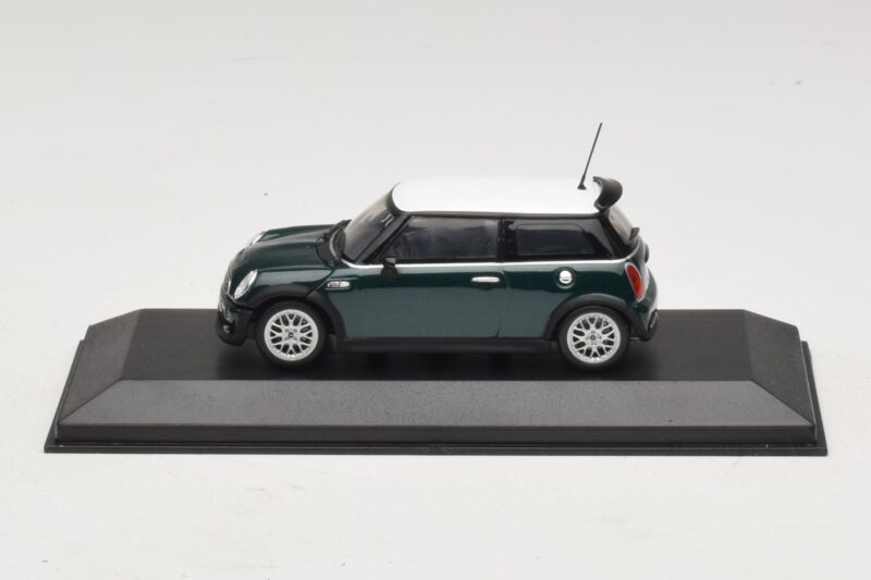 Mini Cooper One R50 Aero Green Avec Toit Blanc Minichamps 1:43 MINI011 Métal