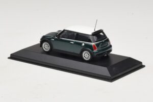 Mini Cooper One R50 Aero Green Avec Toit Blanc Minichamps 1:43 MINI011 Métal — image 3 sur 5