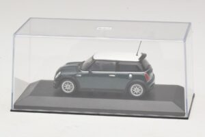 Mini Cooper One R50 Aero Green Avec Toit Blanc Minichamps 1:43 MINI011 Métal — image 4 sur 5
