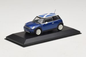 Mini Cooper S R53 Bleu Avec Drapeau Écossais Minichamps 1:43 MINI016 Métal — image 2 sur 5