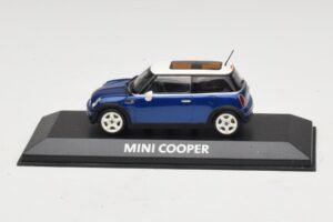 Mini Cooper S R53 Bleu Foncé Avec Toit Panoramique Minichamps 1:43 MINI021 Métal
