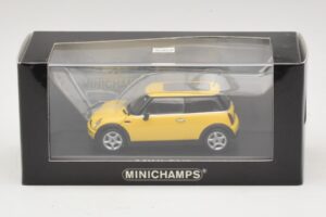Mini Cooper S R53 Liquid Yellow Avec Toit Panoramique Minichamps 1:43 MINI013 Métal — image 4 sur 4