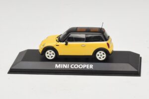 Mini Cooper S R53 Jaune Avec Toit Noir Minichamps 1:43 MINI031 Métal