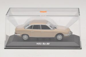 NSU Ro 80 Beige Maxichamps 1:43 940015401 Métal — image 4 sur 5
