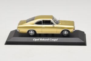 Opel Rekord C Coupé Or Maxichamps 1:43 940046120 Métal