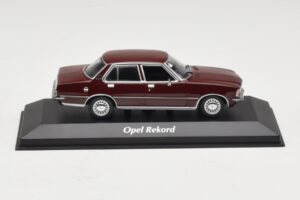 Opel Rekord D Rouge Foncé Maxichamps 1:43 940044000 Métal