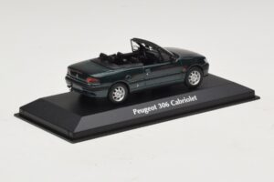 Peugeot 306 Cabriolet Vert Métallisé Maxichamps 1:43 940112833 Métal — image 2 sur 5