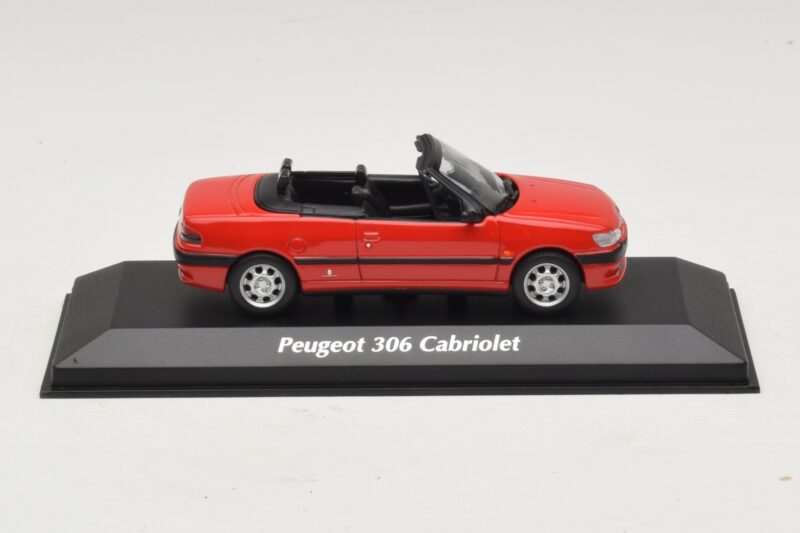Peugeot 306 Cabriolet Rouge Maxichamps 1:43 940112830 Métal