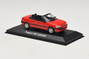 Peugeot 306 Cabriolet Rouge Maxichamps 1:43 940112830 Métal — image 3 sur 5