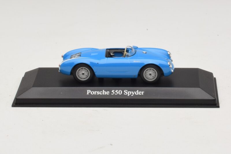 Porsche 550 Spyder Bleu Maxichamps 1:43 Porsche 550 Spyder Bleu Maxichamps 1:43 940066031 Métal