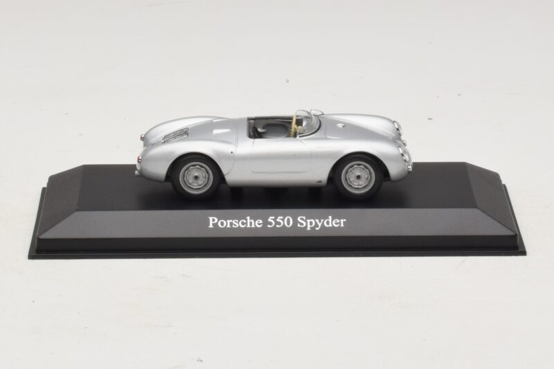 Porsche 550 Spyder Argent Maxichamps 1:43 940066030 Métal