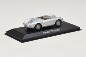 Porsche 550 Spyder Argent Maxichamps 1:43 940066030 Métal — image 2 sur 5
