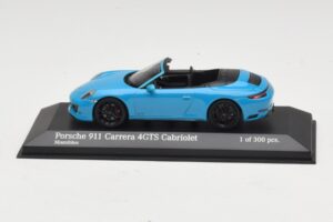Porsche 911 991.1 Carrera 4 GTS Cabriolet Bleu Minichamps 1:43 Porsche 911 991.1 Carrera 4 GTS Cabriolet Bleu Minichamps 1:43 410067332 Métal