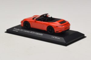 Porsche 911 991.1 Carrera 4 GTS Cabriolet Orange Minichamps 1:43 410067331 Métal — image 3 sur 5