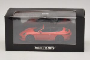 Porsche 911 991.1 Carrera 4 GTS Cabriolet Orange Minichamps 1:43 410067331 Métal — image 5 sur 5