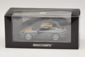 Porsche 911 991.1 R Gris Minichamps 1:43 410066232 Métal — image 5 sur 5