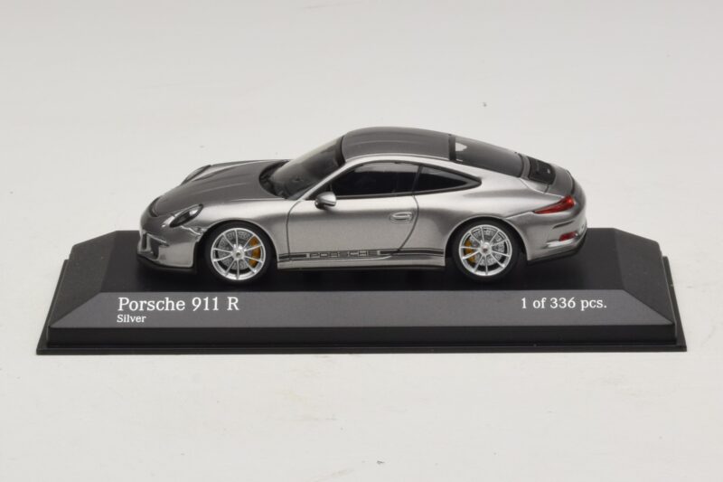 Porsche 911 991.1 R Argent Minichamps 1:43 410066224 Métal