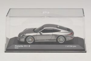 Porsche 911 991.1 R Argent Minichamps 1:43 410066224 Métal — image 4 sur 5
