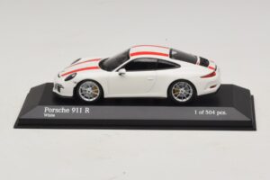 Porsche 911 991.1 R Blanc Avec Bandes Rouges Minichamps 1:43 410066220 Métal — image 2 sur 6