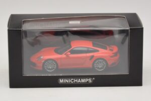 Porsche 911 991.1 Turbo S Orange Minichamps 1:43 410067171 Métal — image 5 sur 5