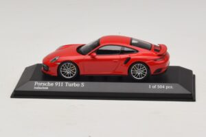 Porsche 911 991.1 Turbo S Rouge Minichamps 1:43 410067170 Métal