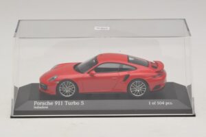Porsche 911 991.1 Turbo S Rouge Minichamps 1:43 410067170 Métal — image 4 sur 5