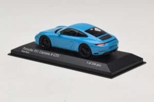 Porsche 911 991.2 Carrera 4 GTS Miami Blue Minichamps 1:43 410067322 Métal — image 3 sur 5
