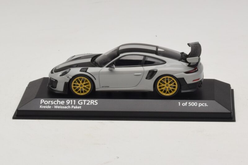 Porsche 911 991.2 GT2 RS Weissach Package Chalk Minichamps 1:43 410067220 Métal