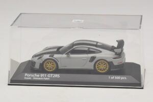Porsche 911 991.2 GT2 RS Weissach Package Chalk Minichamps 1:43 410067220 Métal — image 4 sur 5