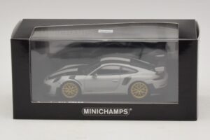 Porsche 911 991.2 GT2 RS Weissach Package Chalk Minichamps 1:43 410067220 Métal — image 5 sur 5