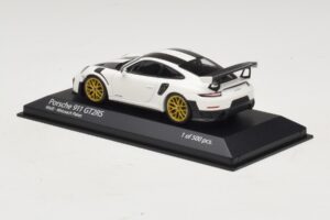 Porsche 911 991.2 GT2 RS Weissach Package Blanc Minichamps 1:43 410067222 Métal — image 3 sur 5