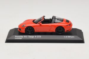 Porsche 911 991 Targa 4 GTS Orange Minichamps 1:43 410067341 Métal