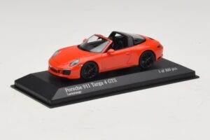 Porsche 911 991 Targa 4 GTS Orange Minichamps 1:43 410067341 Métal — image 2 sur 5