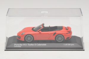 Porsche 911 991 Turbo S Cabriolet Orange Minichamps 1:43 410067181 Métal — image 4 sur 5