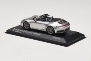 Porsche 911 992 Carrera 4S Cabriolet Argent Minichamps 1:43 410069330 Métal — image 3 sur 5