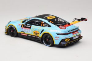 Porsche 911 992 Rally GT #1 C. Cherain / D. Withers Rallye de Wallonie 2025 IXO 1:18 18RMC254 Métal — image 5 sur 6