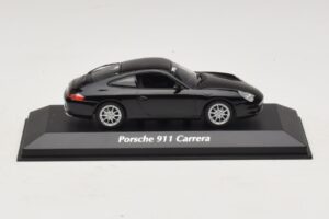 Porsche 911 996 Carrera Noir Maxichamps 1:43 940061020 Métal