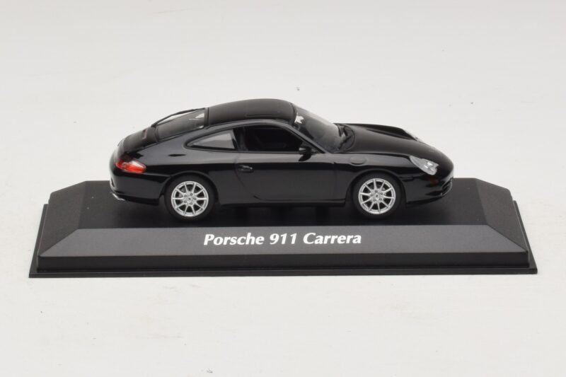 Porsche 911 996 Carrera Noir Maxichamps 1:43 940061020 Métal