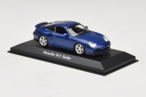 Porsche 911 996 Turbo Blue Metallic Maxichamps 1:43 940069301 Métal — image 3 sur 5