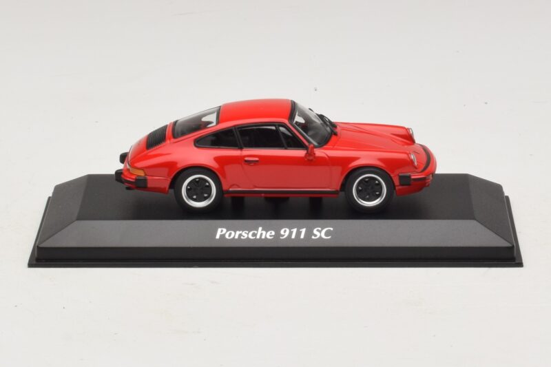 Porsche 911 SC Rouge Maxichamps 1:43 940062021 Métal