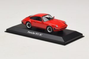 Porsche 911 SC Rouge Maxichamps 1:43 940062021 Métal — image 3 sur 5
