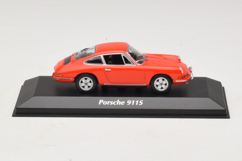Porsche 911S Orange Maxichamps 1:43 Porsche 911S Orange Maxichamps 1:43 940067120 Métal