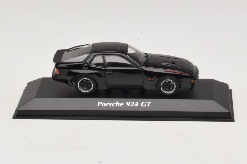 Porsche 924 GT Noir Maxichamps 1:43 940066124 Métal