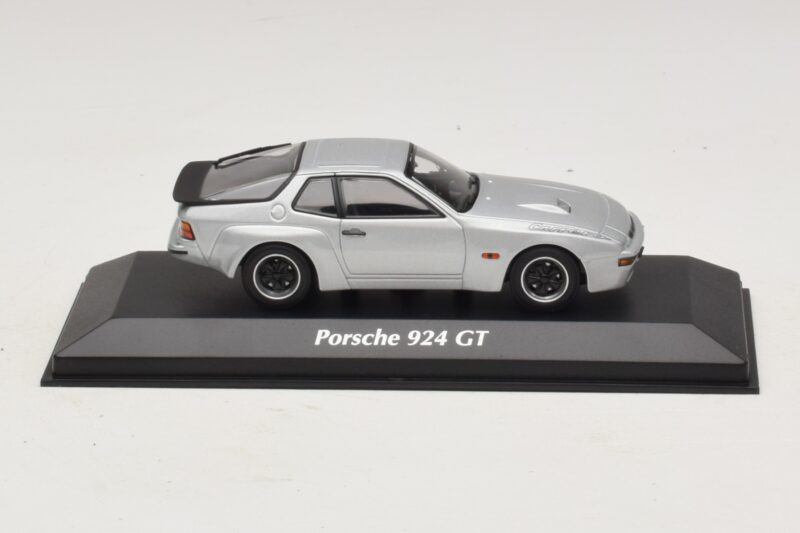 Porsche 924 GT Argent Maxichamps 1:43 940066122 Métal