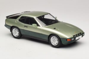 Porsche 924 Turbo Vert Clair & Vert Foncé MCG 1:18 MCG18660 Métal — image 4 sur 6
