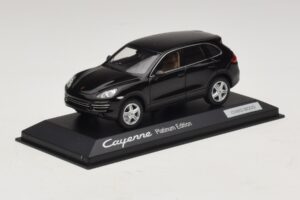 Porsche Cayenne 9PA Édition Platine Noir Minichamps 1:43 WAP0200160E Métal — image 2 sur 5