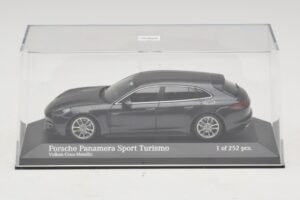 Porsche Panamera 971 4 E-Hybrid Sport Turismo Gris Minichamps 1:43 410066112 Métal — image 4 sur 5