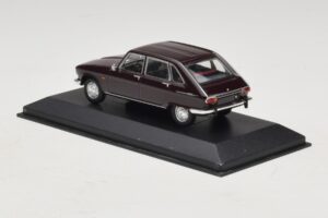 Renault 16 Rouge Foncé Minichamps 1:43 400113104 Métal — image 3 sur 5